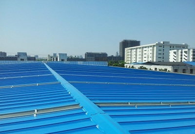 【钢结构资讯】彩钢夹芯板的应用已成钢结构建筑的主流产品