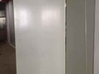 金山石化区食品厂正规隔断公司彩钢岩棉板隔墙与净化车间施工解析